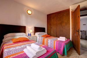 Postel nebo postele na pokoji v ubytování Villa Sebastian by Villa Plus + 27 fotografií