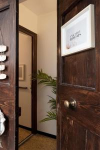 Certifikát, ocenenie alebo iný dokument vystavený v ubytovaní Ensemble rooms di Vayadù