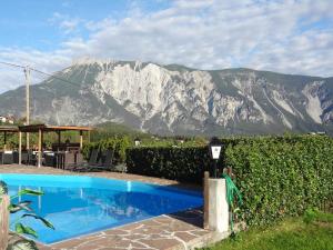 Ein allgemeiner Bergblick oder ein Berglick von des Hotels aus
