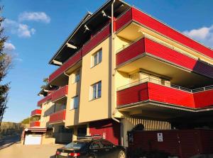 Budova, v ktorej sa apartmán nachádza