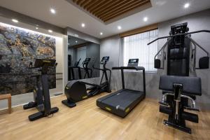 Spordikeskus ja/või sportimisvõimalused majutusasutuses Hotel Rector