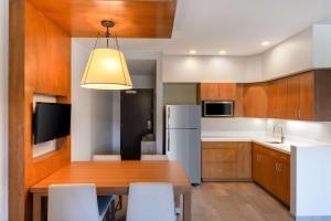 Kuhinja oz. manjša kuhinja v nastanitvi Hyatt Place Moab