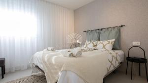 Fotografie z fotogalerie ubytování Luxury new built contemporary apartment with panoramic sea and golf view in upper La Cala de Mijas v Malaze