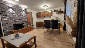Fotografia z galérie ubytovania APARTMENT ANI, Lovreć - Makarska v destinácii Lovreć