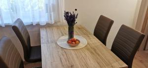 Posedenie v ubytovaní Dália Apartman