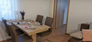 Posedenie v ubytovaní Dália Apartman