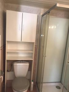 Ένα μπάνιο στο Charmant 3 pièces 3 eme etage