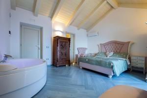 A bed or beds in a room at Villa Primavera