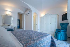 A bed or beds in a room at Villa Primavera