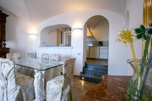 A seating area at Villa Primavera