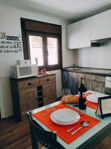 A kitchen or kitchenette at El Rincón del Alma Mía