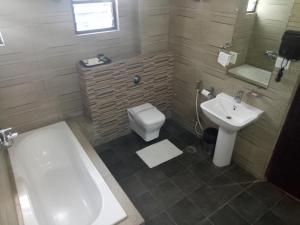 Ένα μπάνιο στο Chinmaye Inn