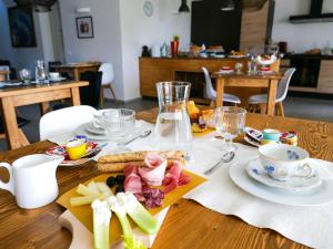 Jídlo v bed and breakfast nebo okolí