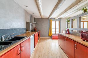 Η κουζίνα ή μικρή κουζίνα στο DINA Great BIG appartment - 6 pers with overhead projector +15 φωτογραφίες