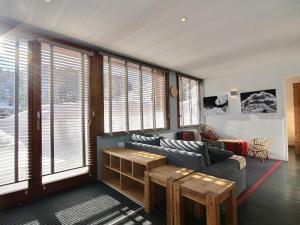 Appartement La Plagne, 3 pièces, 6 personnes - FR-1-455-12の見取り図または間取り図