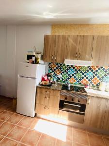 A kitchen or kitchenette at Casa San Sebastian