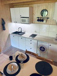 A kitchen or kitchenette at Baltic Star