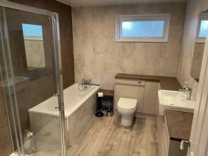 Koupelna v ubytování Baldovan Cottage + 9 fotografií