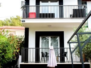 Balkón alebo terasa v ubytovaní La Pineda Calafell