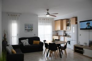 Kuchyň nebo kuchyňský kout v ubytování Apartamento céntrico y acogedor