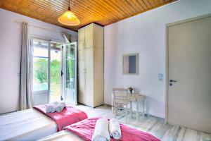 Gallery image of Marilenas House in Astrakeri