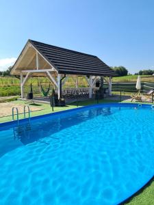 Πισίνα στο ή κοντά στο Białka Resort Apartament F2