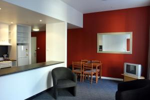 Cucina o angolo cottura di Quest Savoy