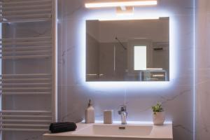 Phòng tắm tại Myrtilo Apartment