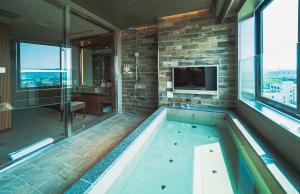 Piscina di Hotel Grand View Takasaki o nelle vicinanze