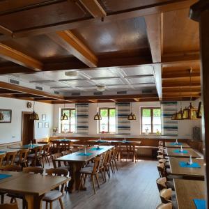 Restaurace v ubytování Gasthaus Schöllmann