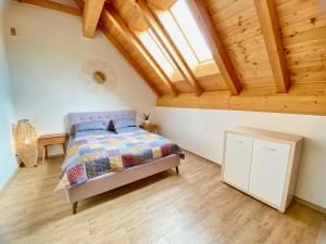 Posteľ alebo postele v izbe v ubytovaní Relax Apartment