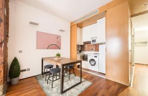 Kuchyň nebo kuchyňský kout v ubytování El Olivar de la Paz Madrid Centro