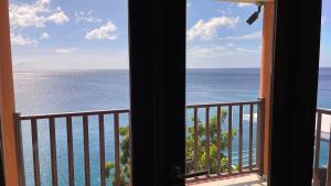 威廉斯塔德的住宿－Lagun Ocean View Villa with Own Private Beach，相簿中的一張相片