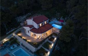 Zdjęcie z galerii obiektu Stunning Home In Novigrad With Kitchen w mieście Novigrad
