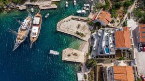 ラーチスチェにあるSuartini Apartmani Račišćeのギャラリーの写真