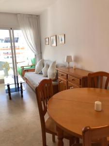 Posedenie v ubytovaní Apartamento de vacaciones en Gemelos 22 T1 Benidorm