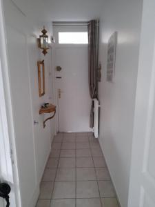 Kúpeľňa v ubytovaní Studio Cabourg - Résidence Prince Albert