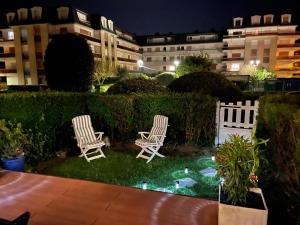 Bazén v ubytovaní Studio Cabourg - Résidence Prince Albert alebo v jeho blízkosti