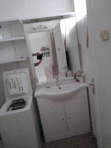 Kúpeľňa v ubytovaní Studio Cabourg - Résidence Prince Albert