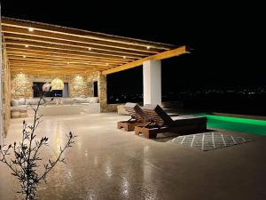 The swimming pool at or close to Voras Villa Panagia Beach