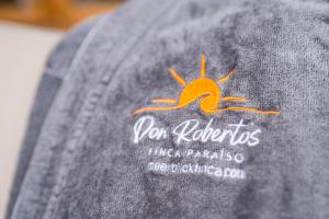 Certifikát, hodnocení, plakát nebo jiný dokument vystavený v ubytování Finca La Estrella by Don Robertos Finca Paraíso