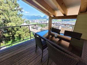 A balcony or terrace at Ferienwohnung Bally