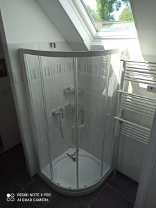 Koupelna v ubytování Le petit palais de NaCo aux portes d'Etretat