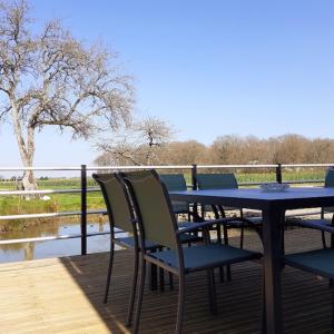 En balkong eller terrasse på Gîte entre Loire et Campagne