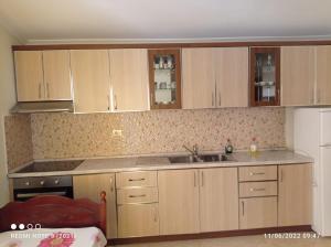 Cucina o angolo cottura di Guesthouse Fatos Biti