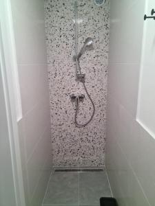 Appartments Akrapovic的一间浴室