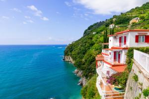 Foto dalla galleria di Villa Paradise (Amalfi Coast - Luxury Home - Beach) a Vietri