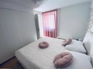 Krevet ili kreveti u jedinici u okviru objekta Apartma KAMNITNK