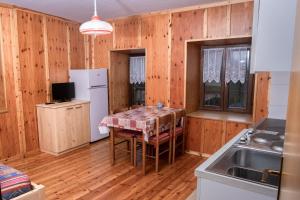 Kuchyňa alebo kuchynka v ubytovaní Casa vacanze La Maddalena