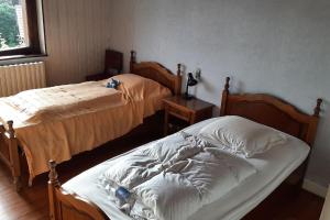 Krevet ili kreveti u jedinici u objektu Maison de campagne, wifi gratuit fibre, en option spa jacuzzi